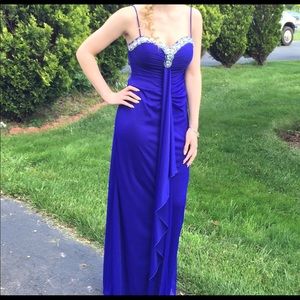 Selling the dress